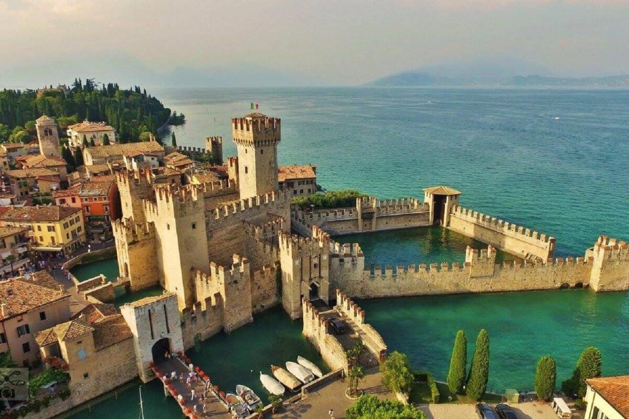 Suite Mimosa Con Piscina - Affitti Brevi Italia Sirmione Ngoại thất bức ảnh
