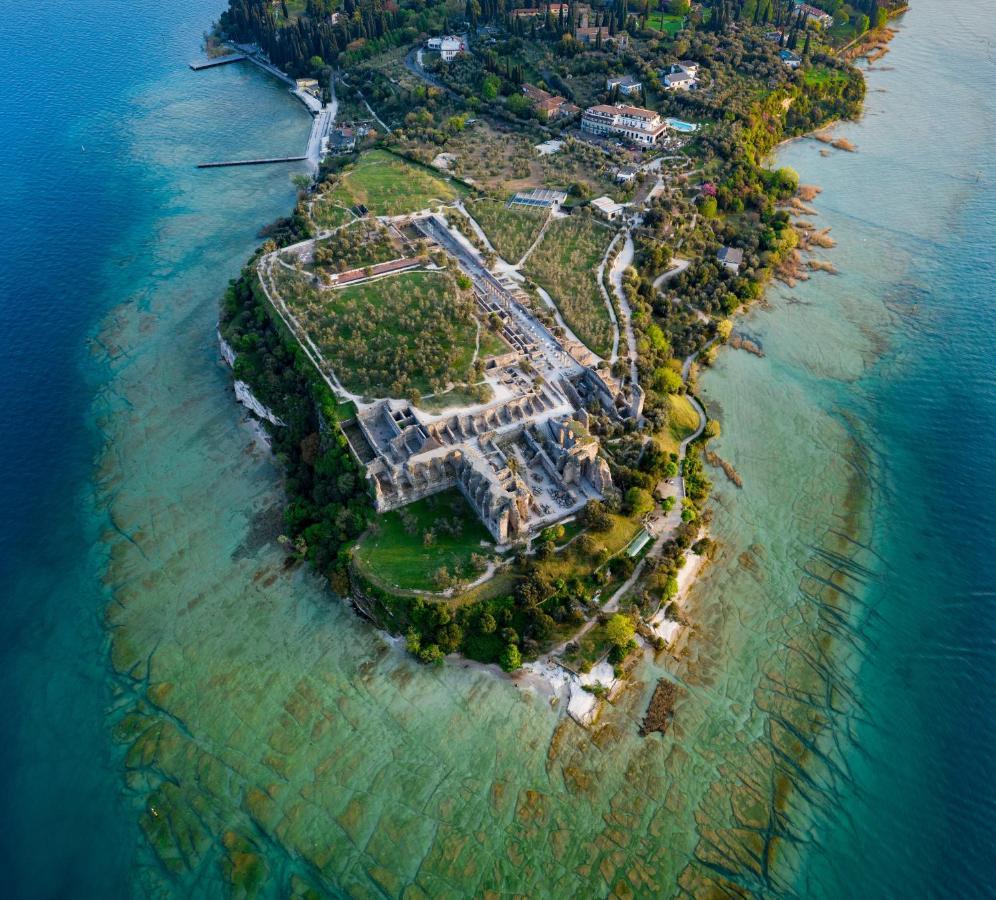 Suite Mimosa Con Piscina - Affitti Brevi Italia Sirmione Ngoại thất bức ảnh